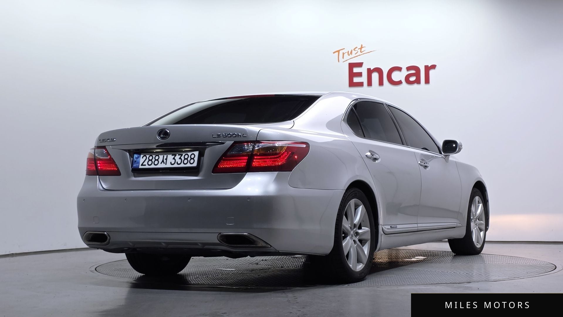 Лексус LS600hL 2012 — миниатюра 2