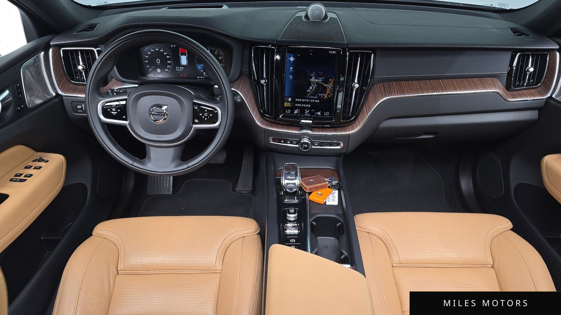 Volvo XC60 2021 — миниатюра 9