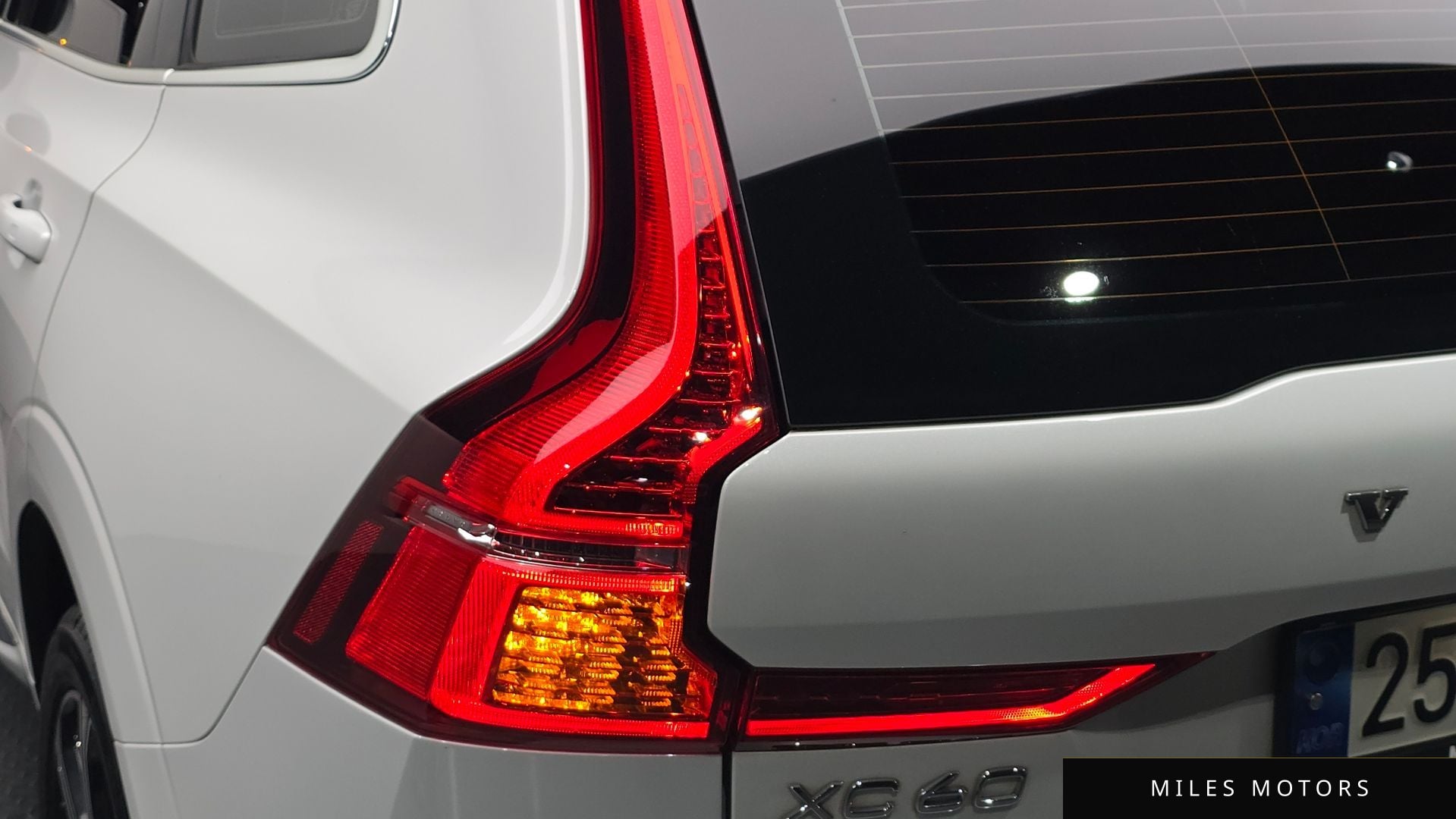 Volvo XC60 2021 — миниатюра 8