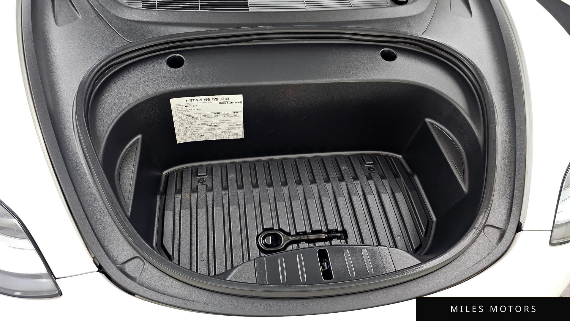 Tesla Model 3 2021 — миниатюра 6