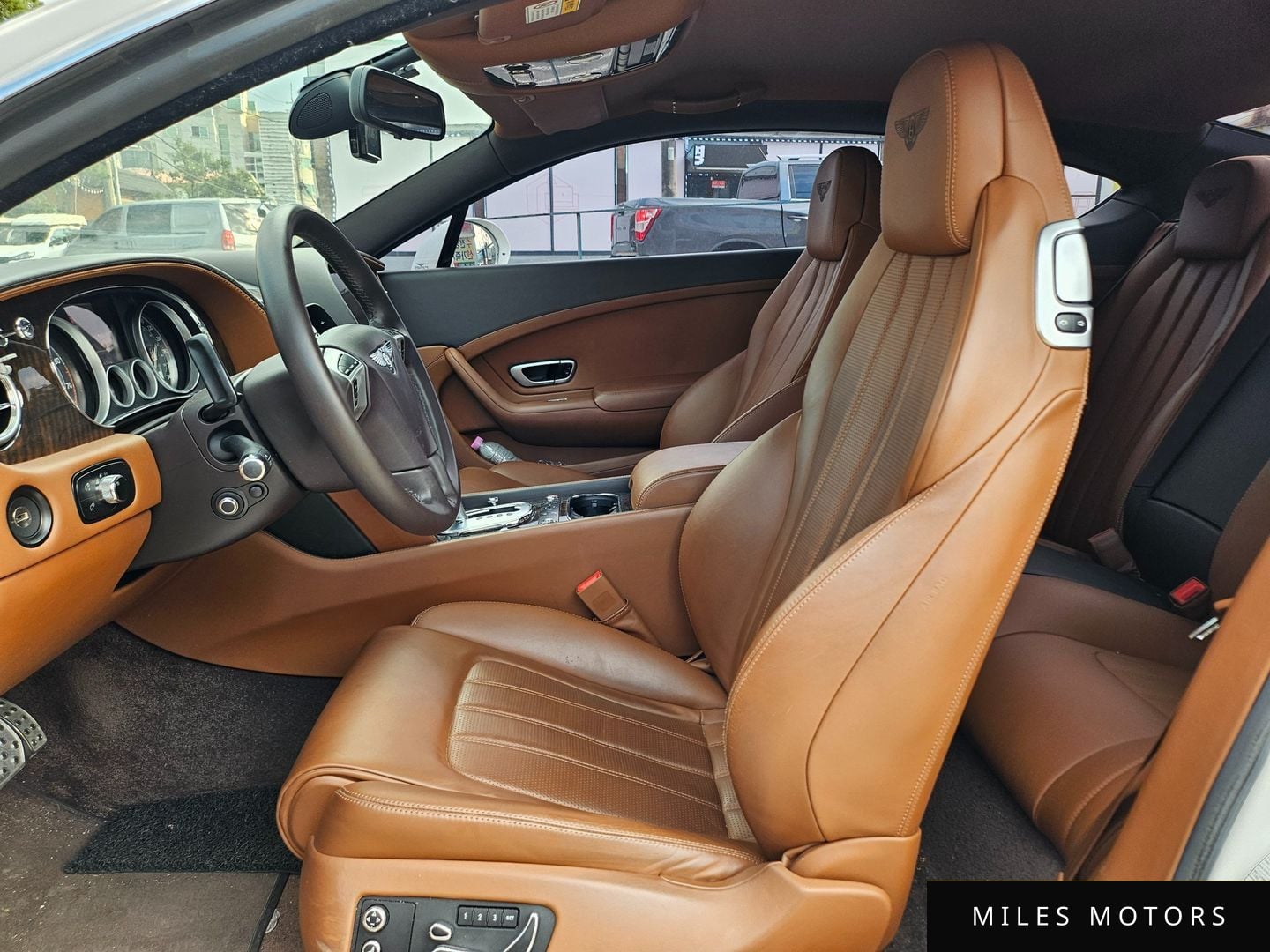 Bentley Continental GT 2015 — миниатюра 11