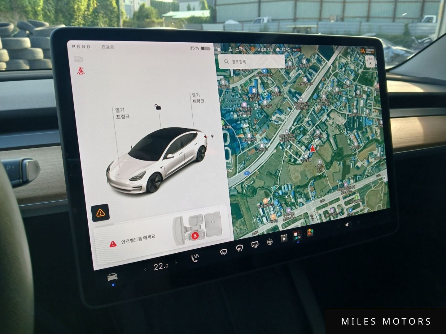 Tesla Model 3 2022 — миниатюра 11