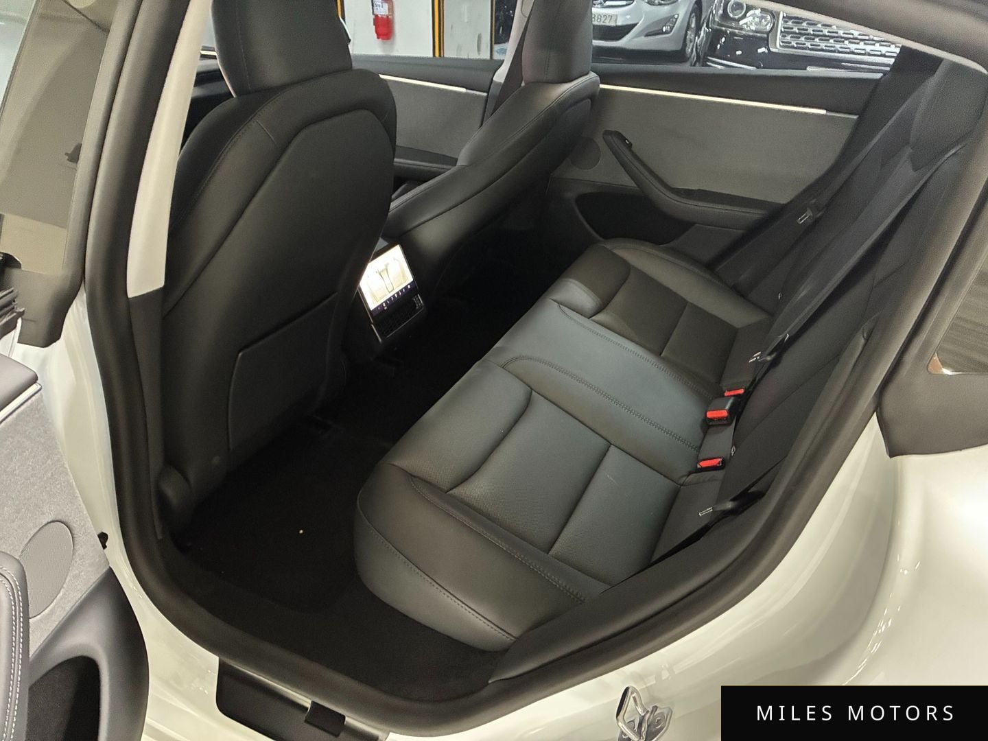 Tesla Model 3 2026 — миниатюра 9