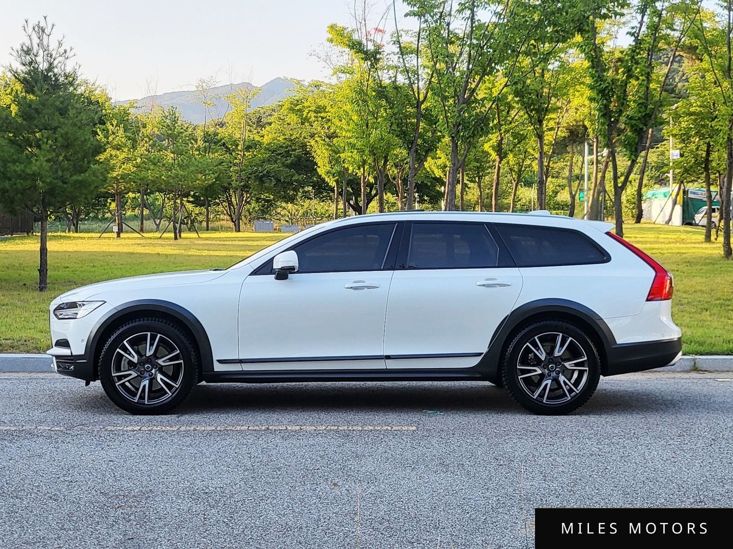 Volvo V90 2020 — миниатюра 3