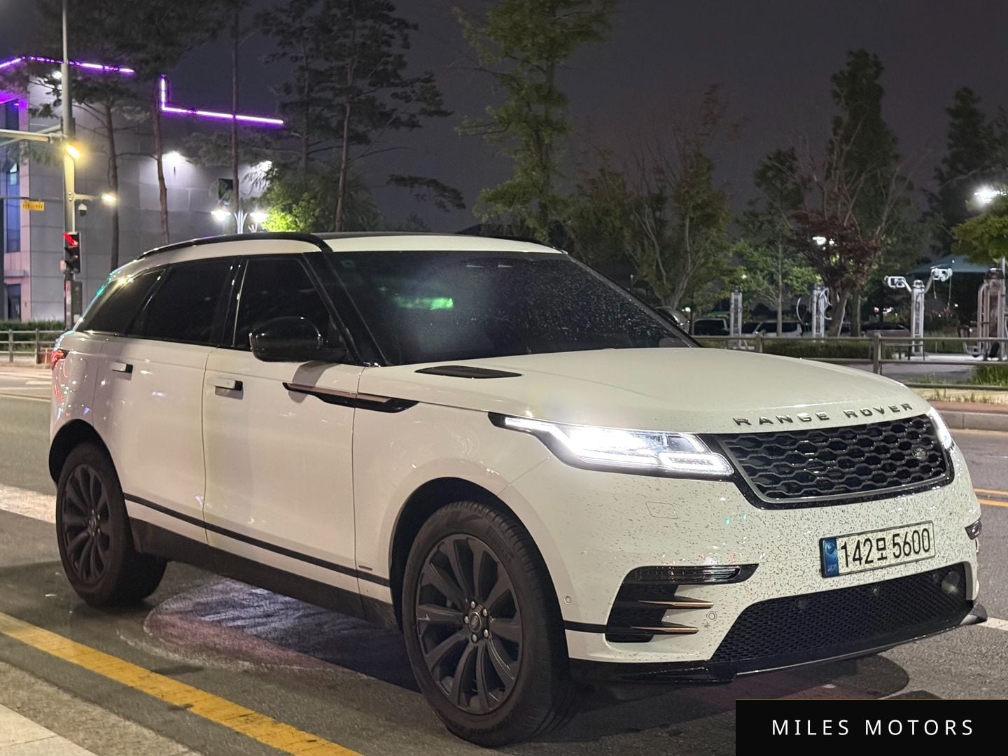 Land Rover Range Rover Velar 2021 — миниатюра 3