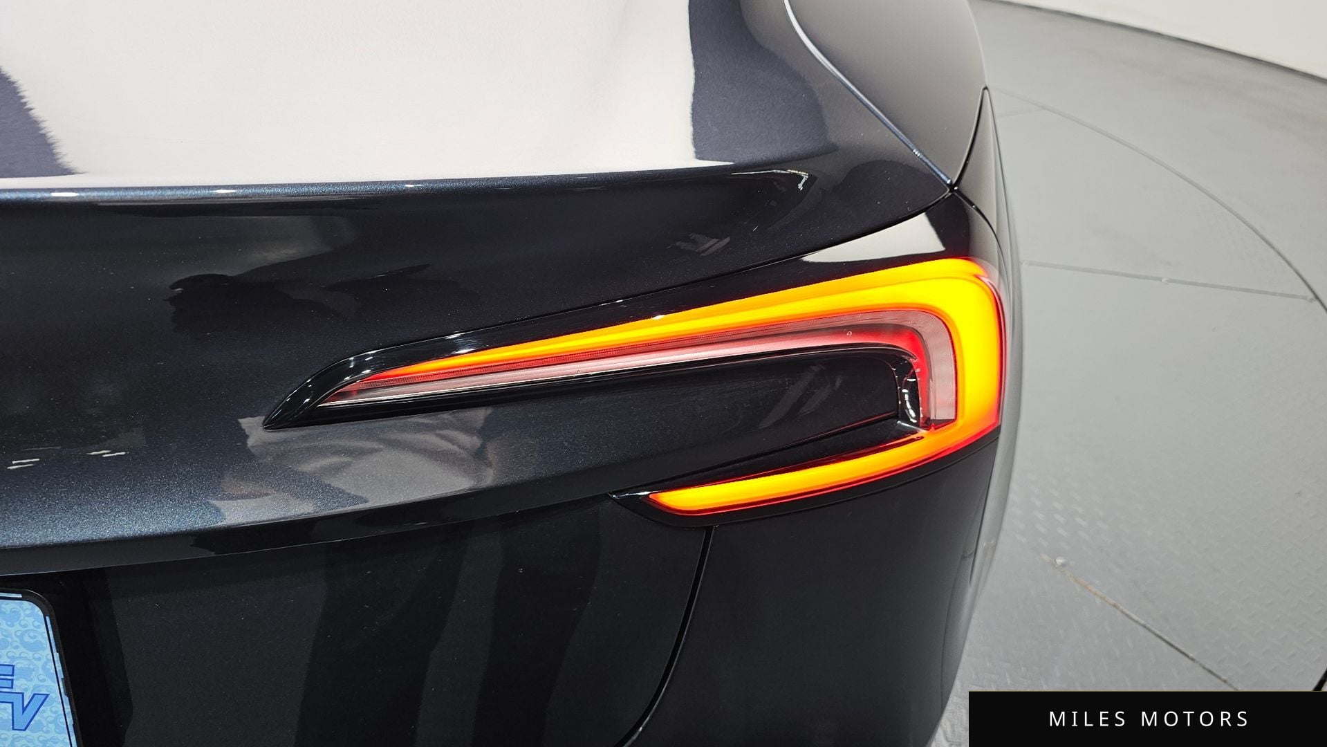 Tesla Model 3 2025 — миниатюра 8