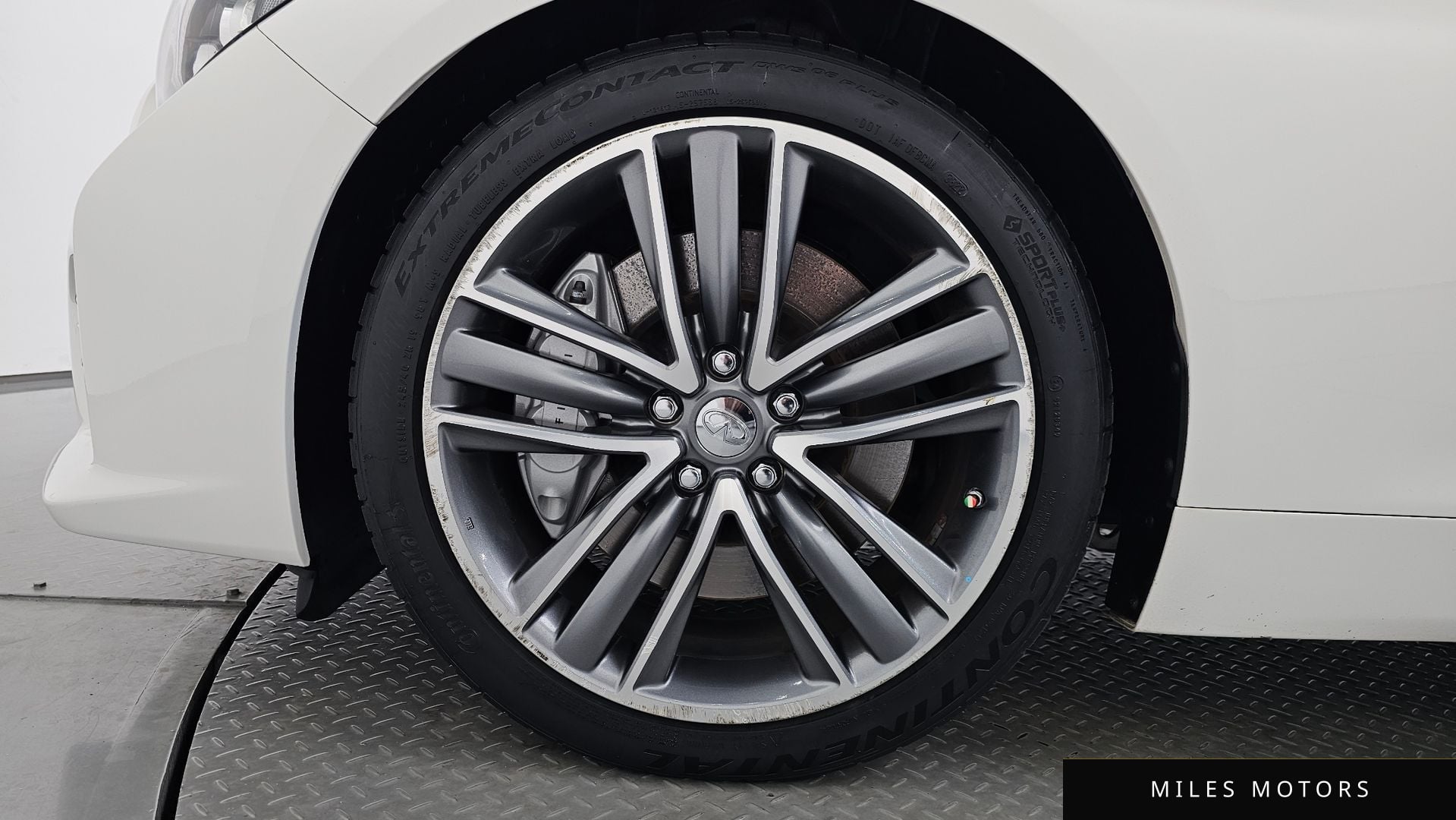 Infiniti Q50 2016 — миниатюра 4