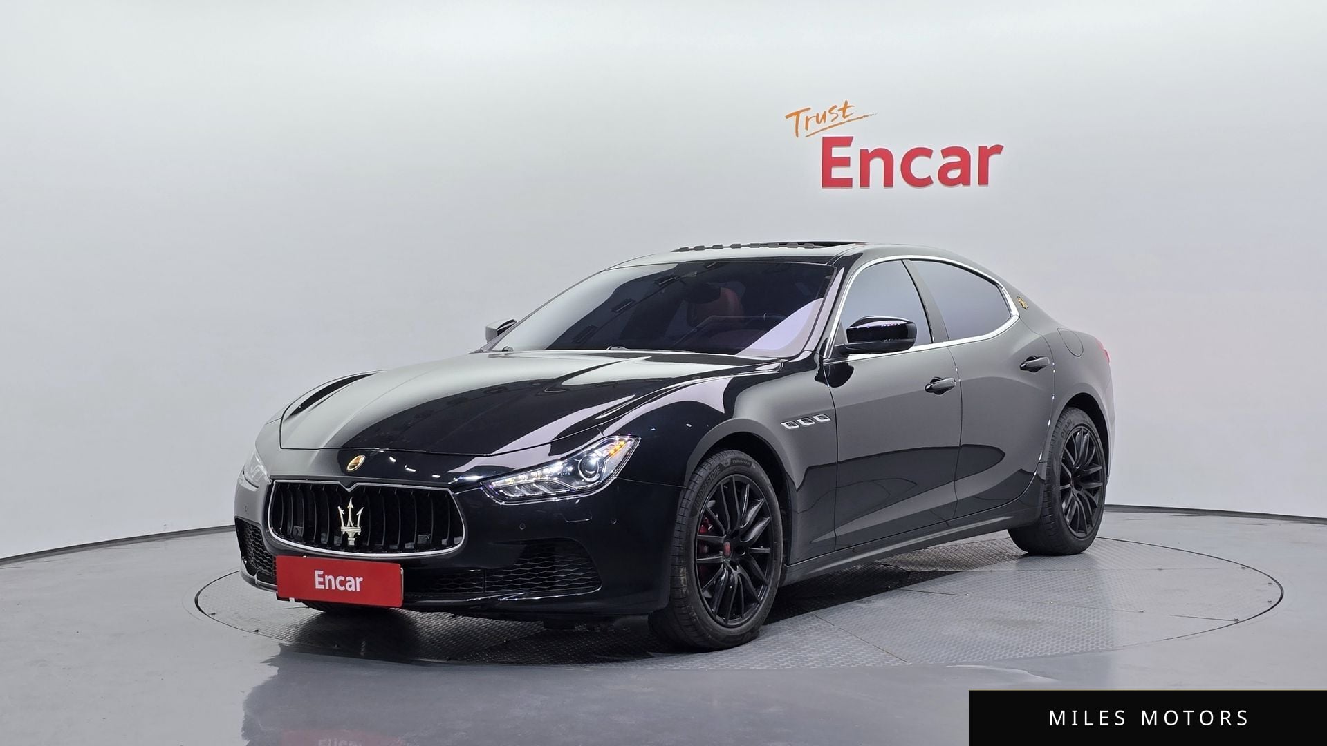 Maserati Ghibli 2017 — фото 1 из 12