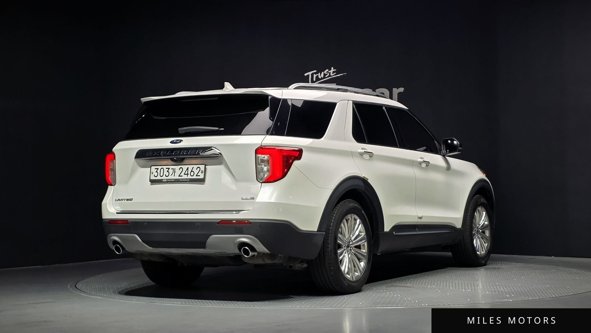 Ford Explorer 2020 — миниатюра 2