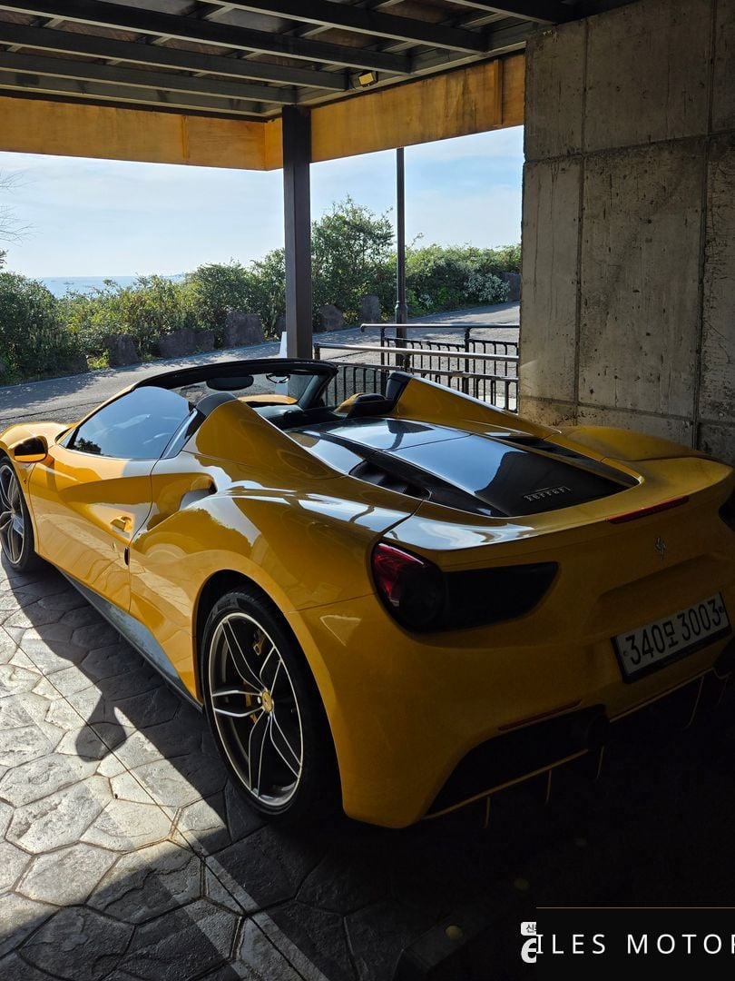 Ferrari 488 2018 — миниатюра 2