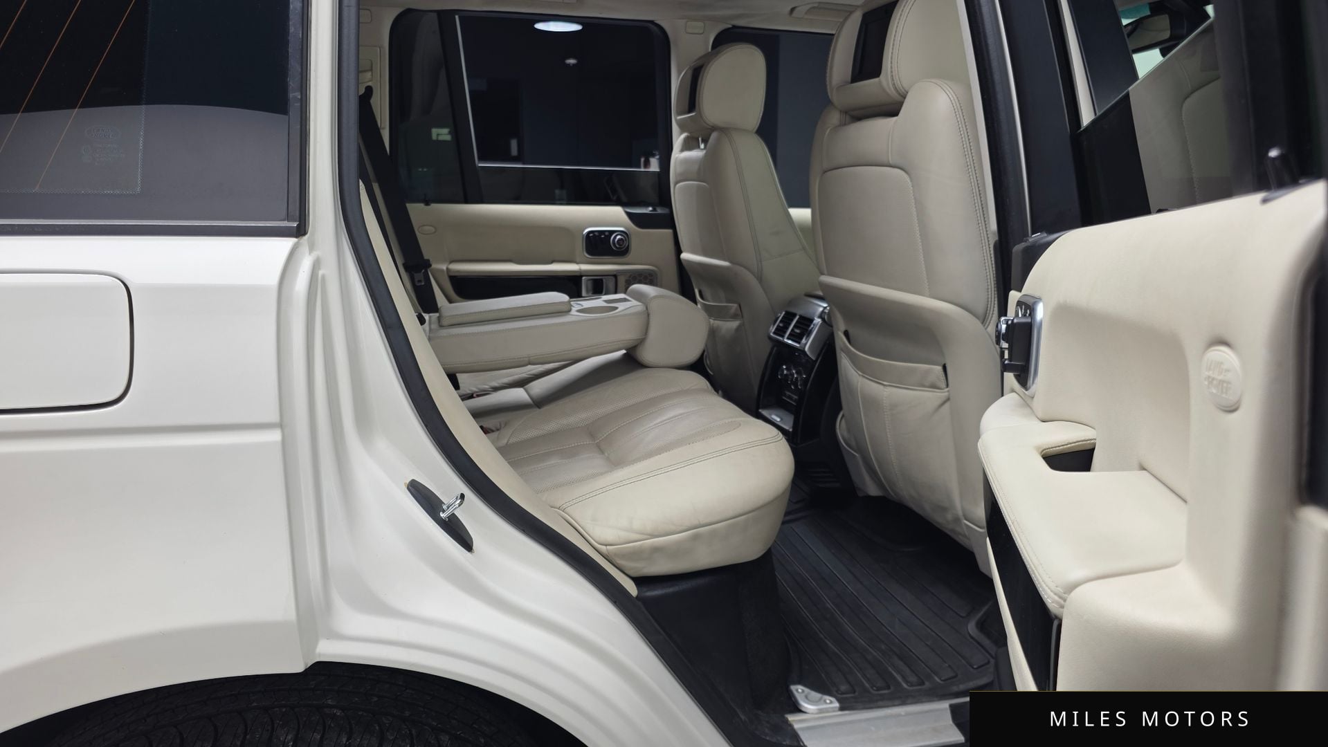 Land Rover Range Rover 2010 — миниатюра 12