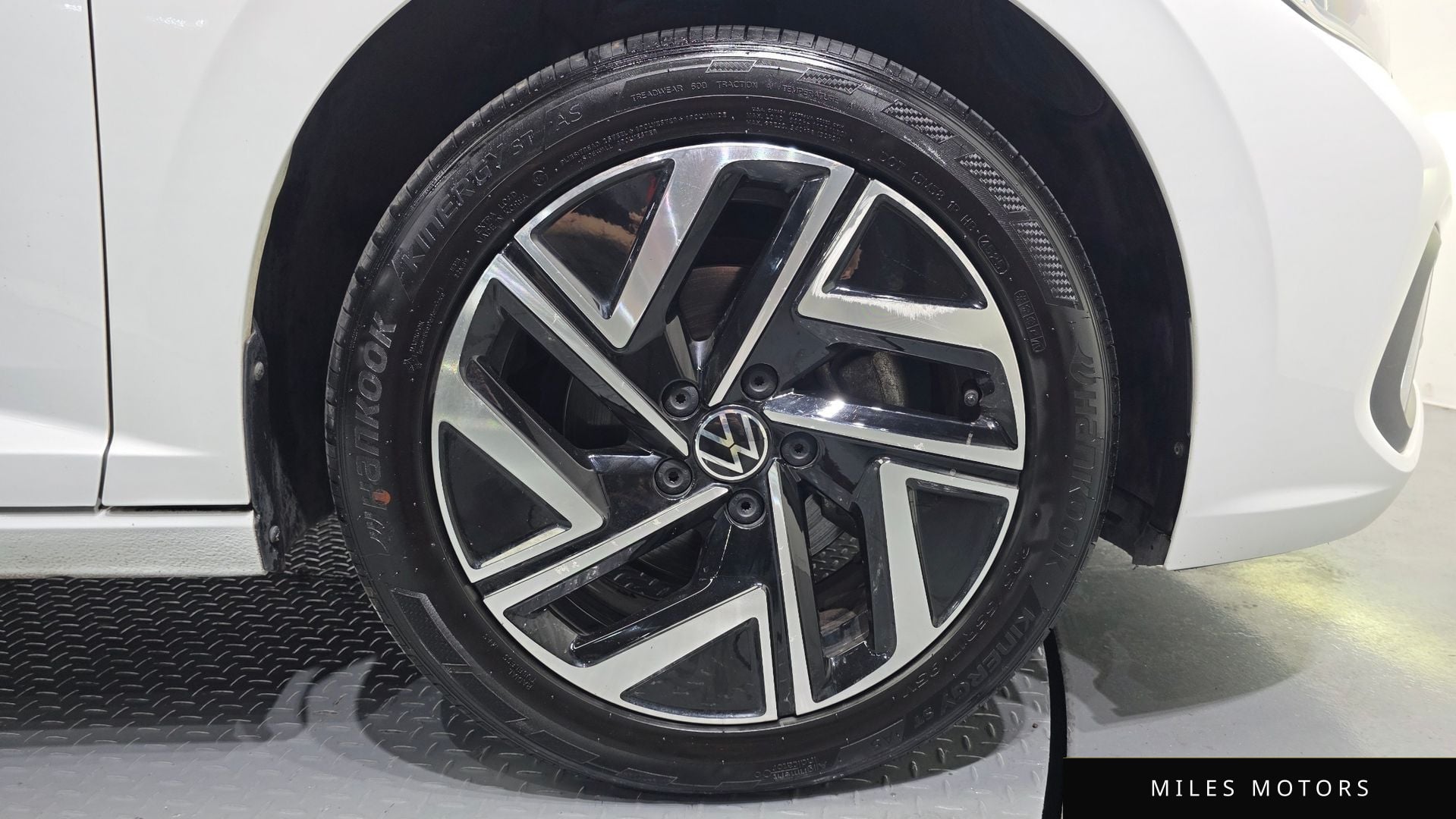 Volkswagen Jetta 2023 — миниатюра 7
