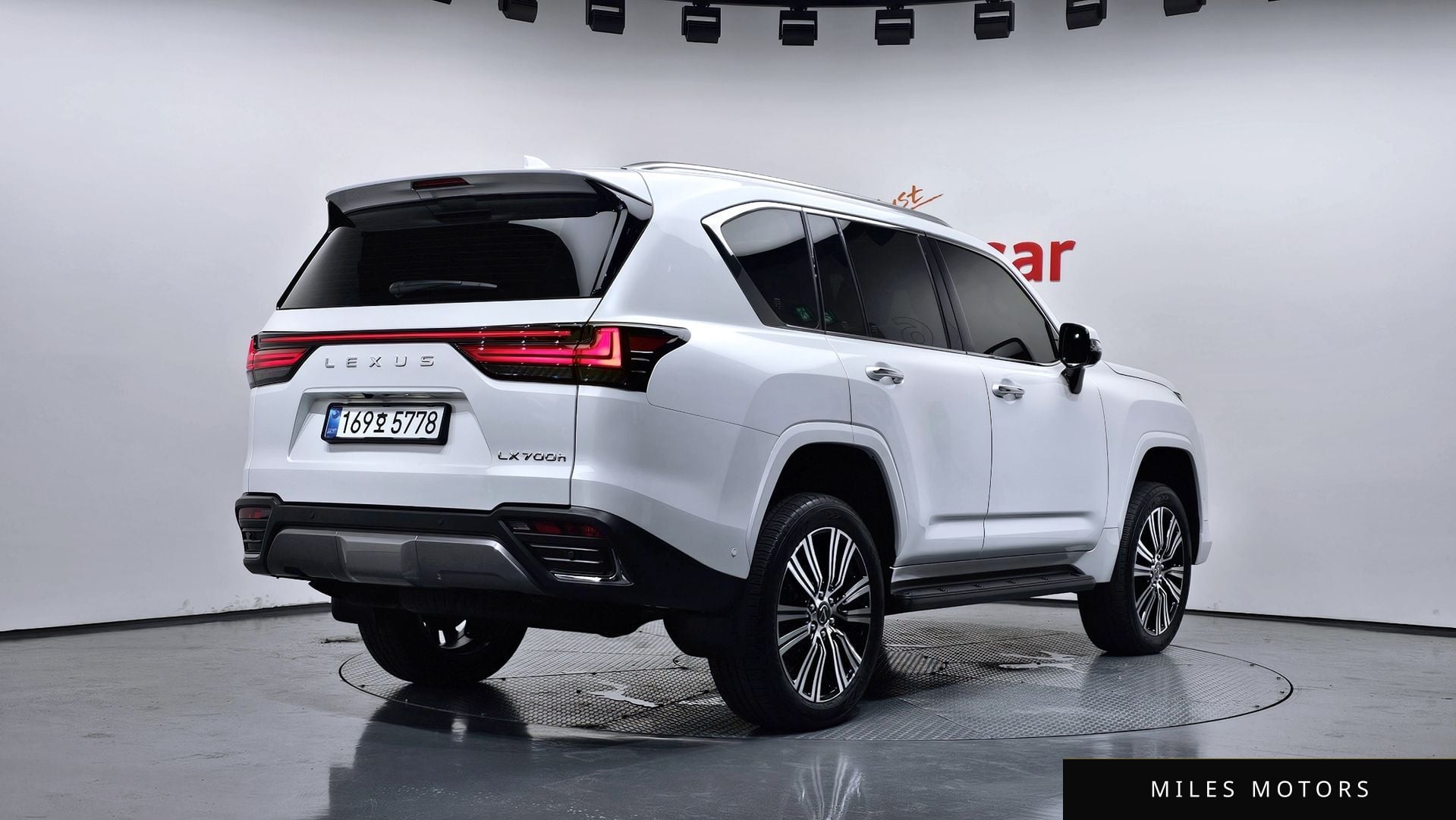 Лексус LX 2025 — миниатюра 2