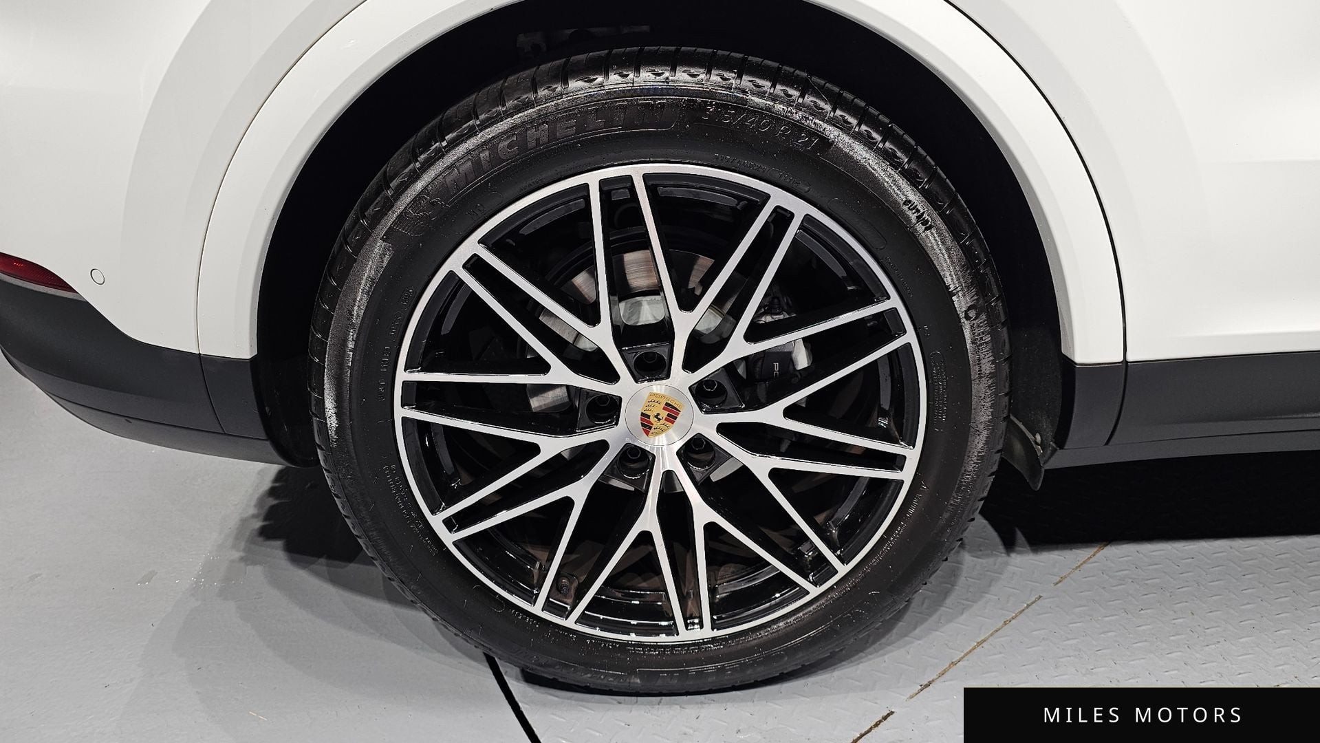 Porsche Cayenne 2024 — миниатюра 4