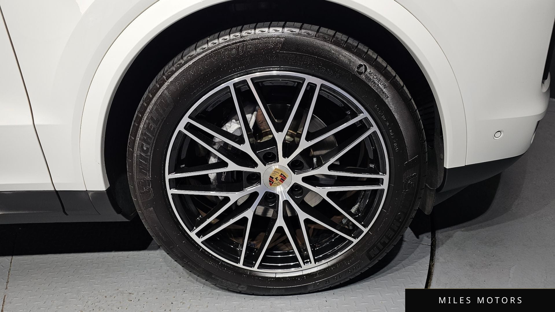 Porsche Cayenne 2024 — миниатюра 6