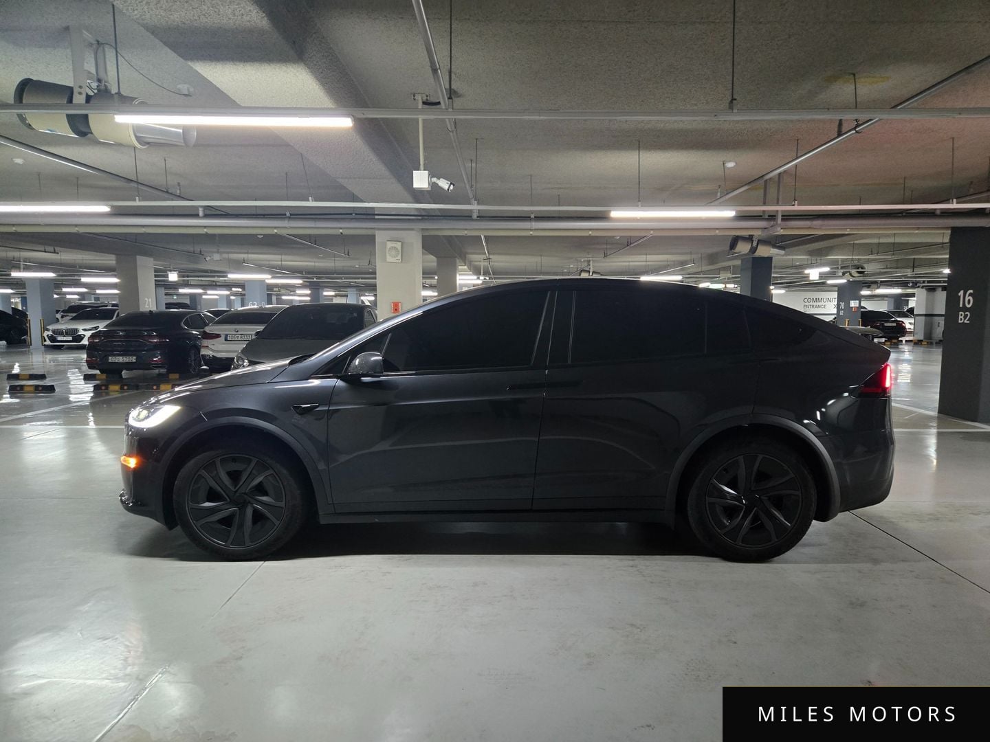 Tesla Model X 2026 — миниатюра 4