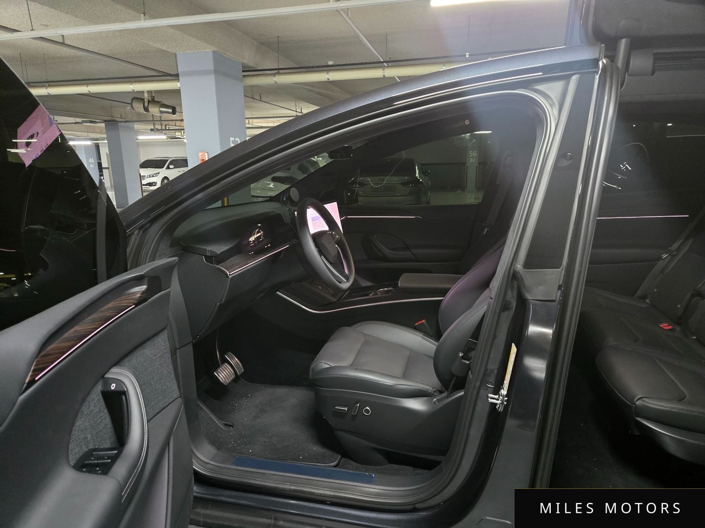 Tesla Model X 2026 — миниатюра 12