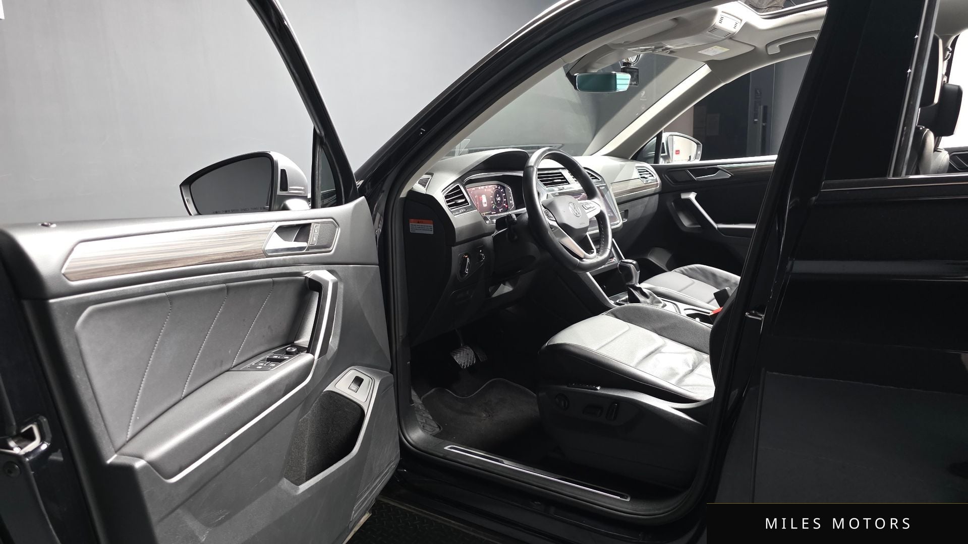 Volkswagen Tiguan 2023 — миниатюра 10