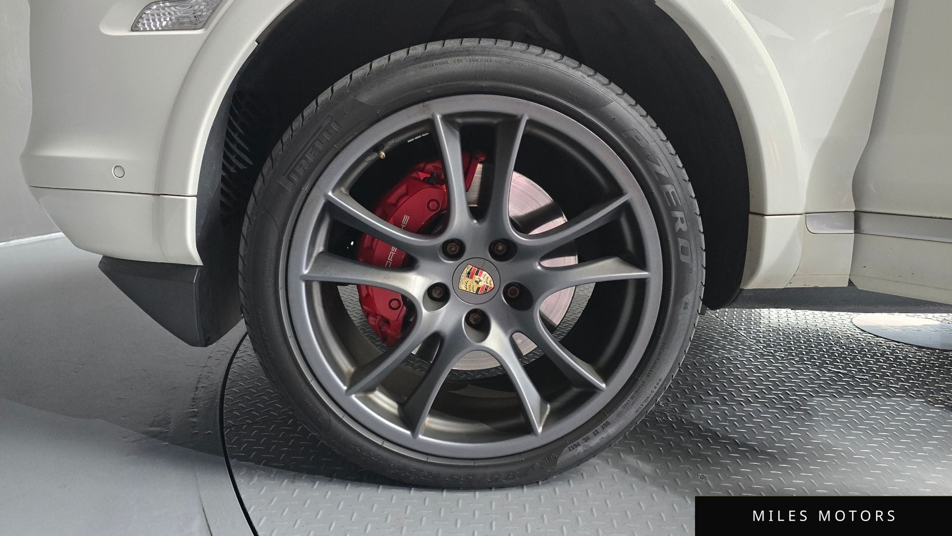 Porsche Cayenne 2008 — миниатюра 5