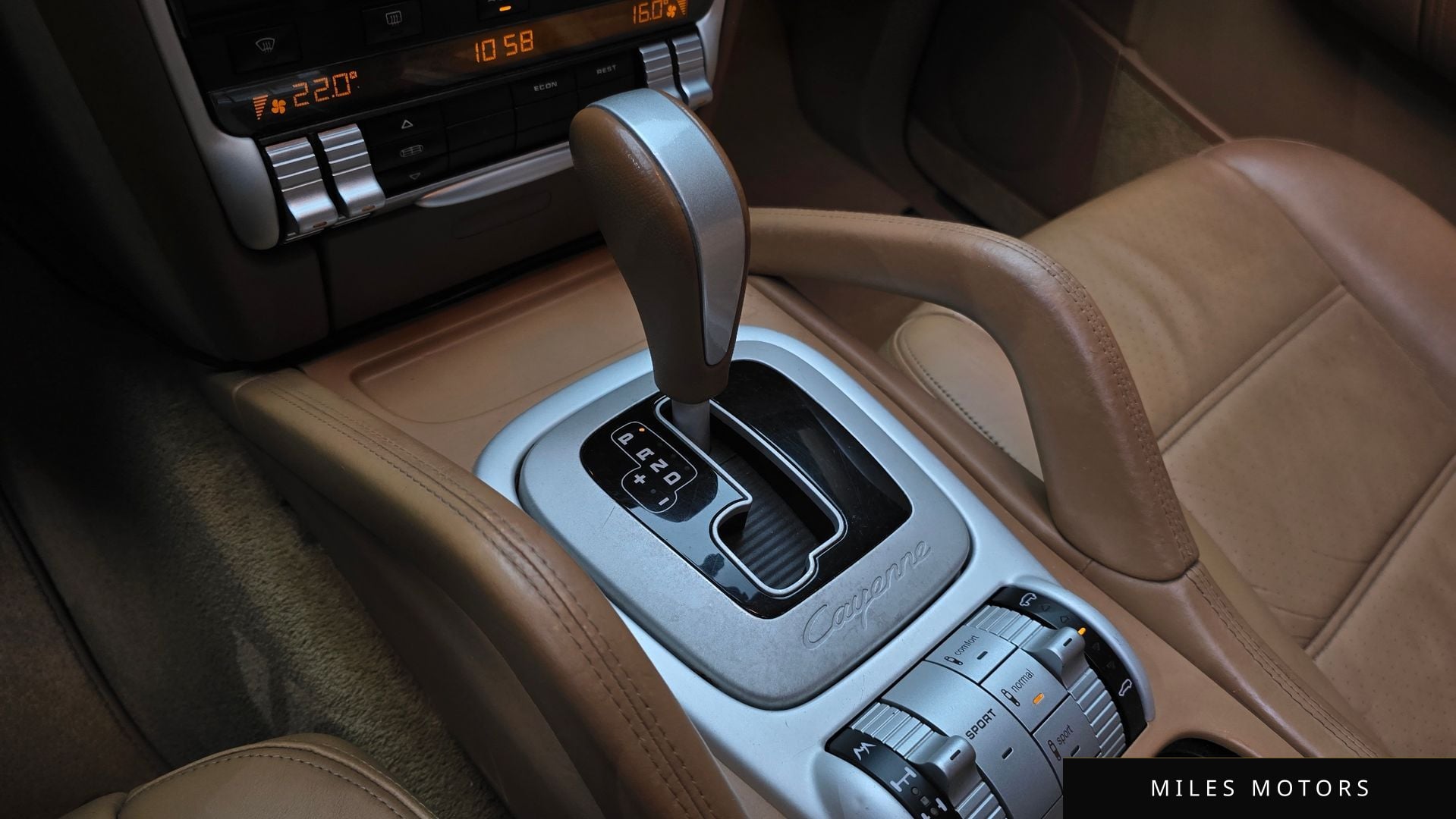 Porsche Cayenne 2008 — миниатюра 9