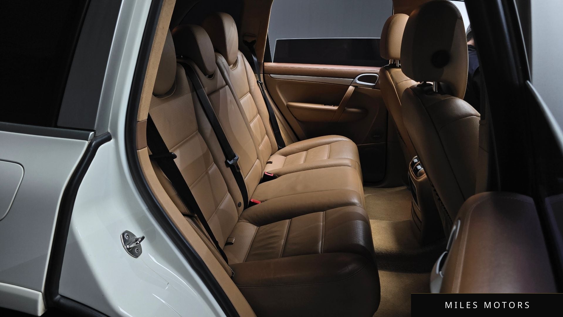 Porsche Cayenne 2008 — миниатюра 11
