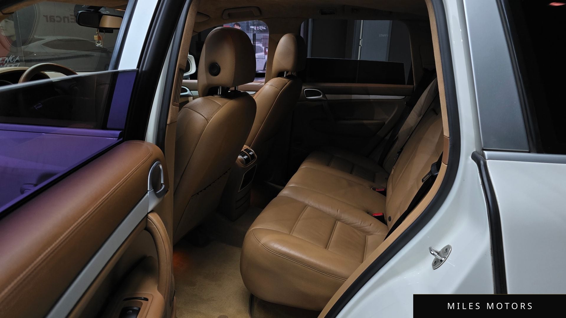 Porsche Cayenne 2008 — миниатюра 12