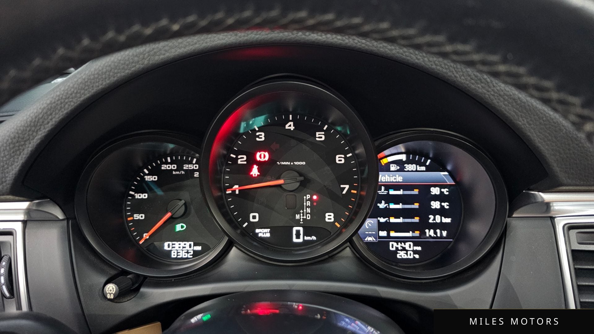 Porsche Macan 2018 — миниатюра 8