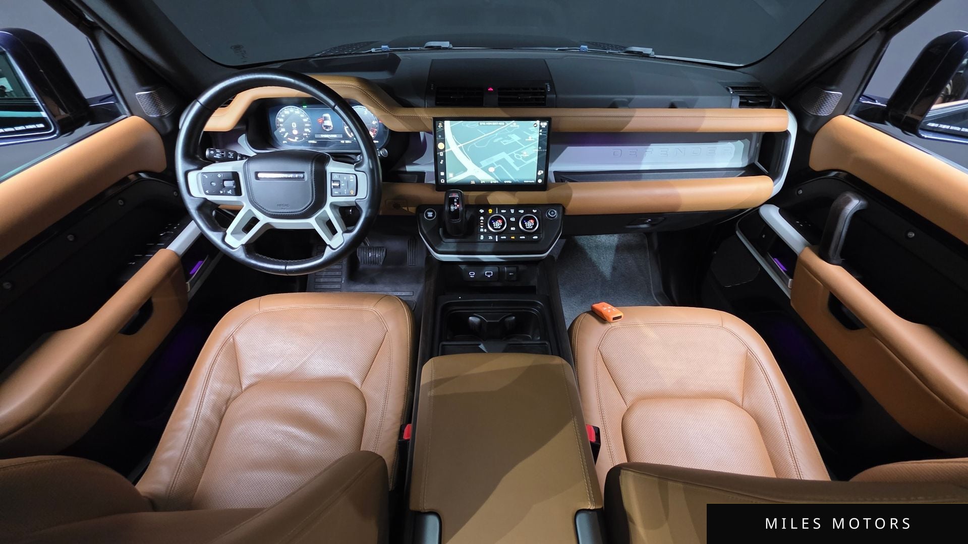 Land Rover Defender 2023 — миниатюра 10