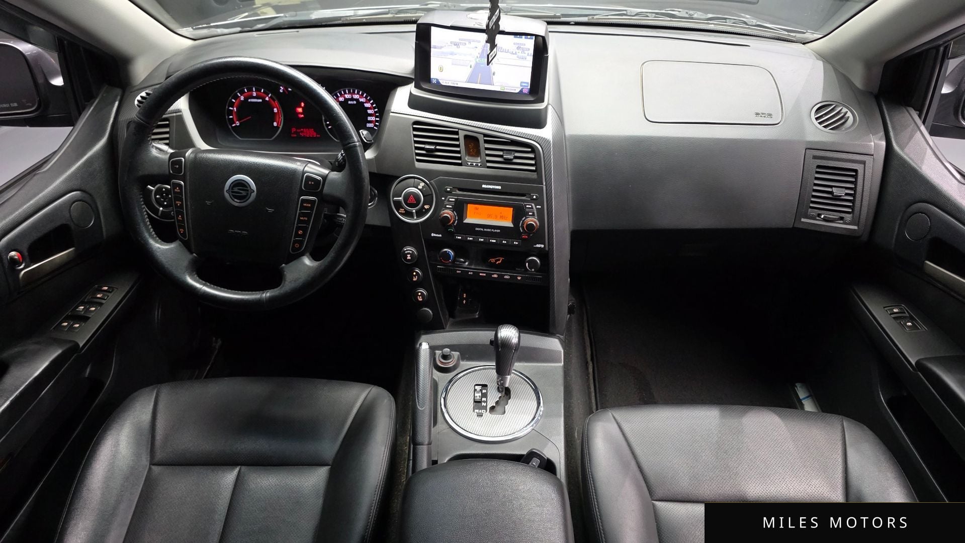 KG Mobility KORANDO 2015 — миниатюра 10