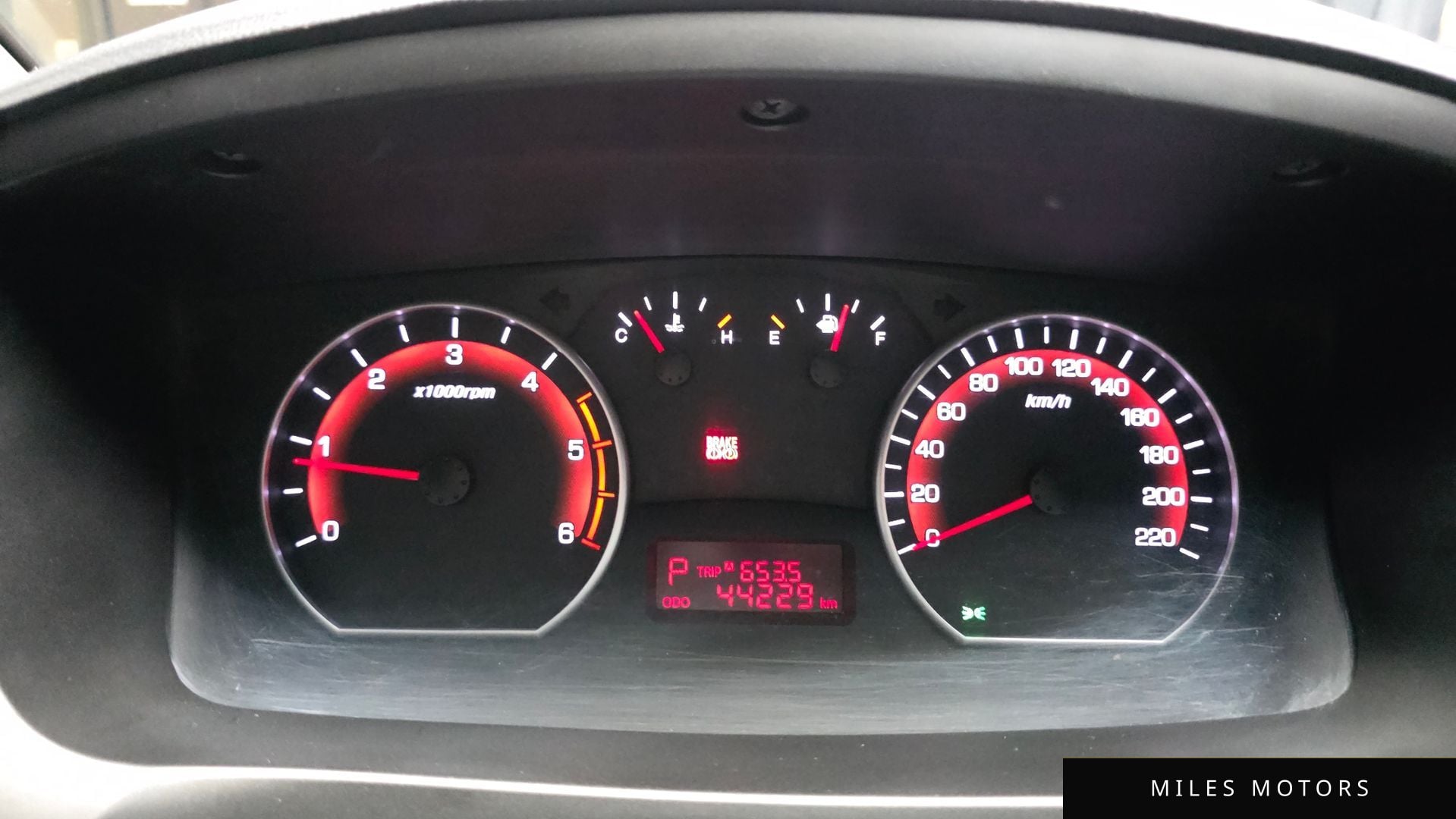 KG Mobility KORANDO 2015 — миниатюра 11