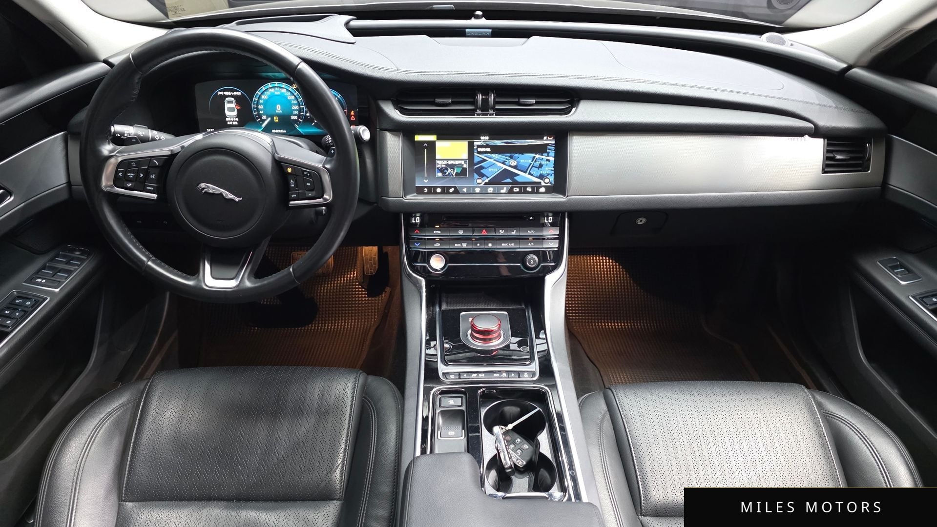 Jaguar XF (X260) 2018 — миниатюра 10