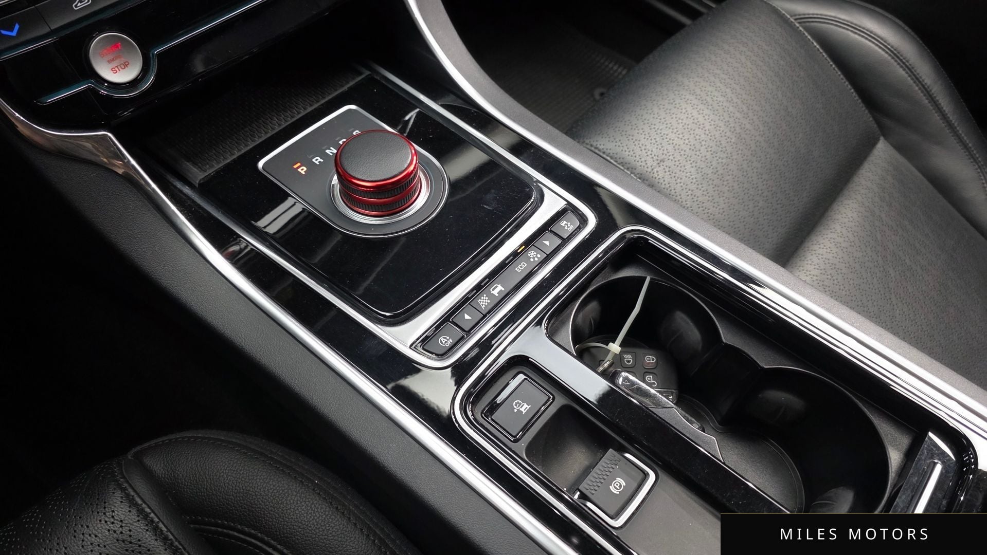 Jaguar XF (X260) 2018 — миниатюра 12