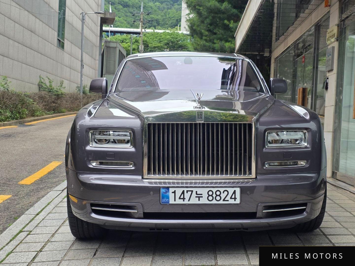 Rolls-Royce Phantom 2013 — фото 1 из 12