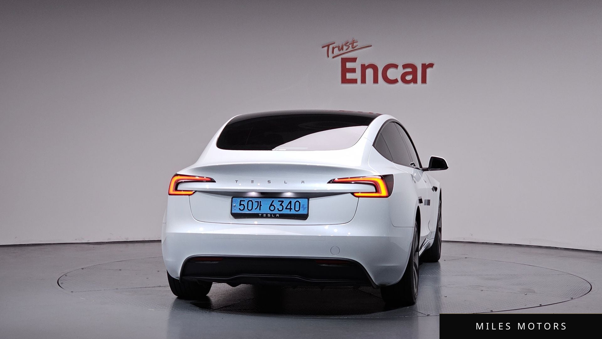 Tesla Model 3 2024 — миниатюра 3