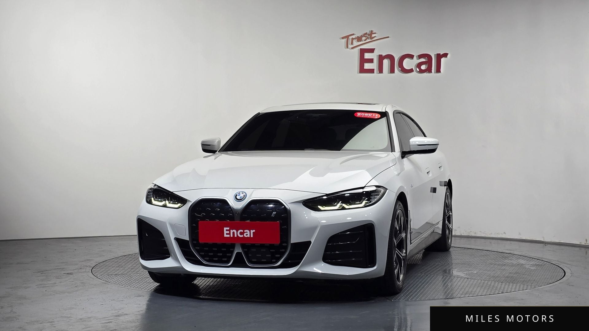 BMW i4 2022 — миниатюра 2