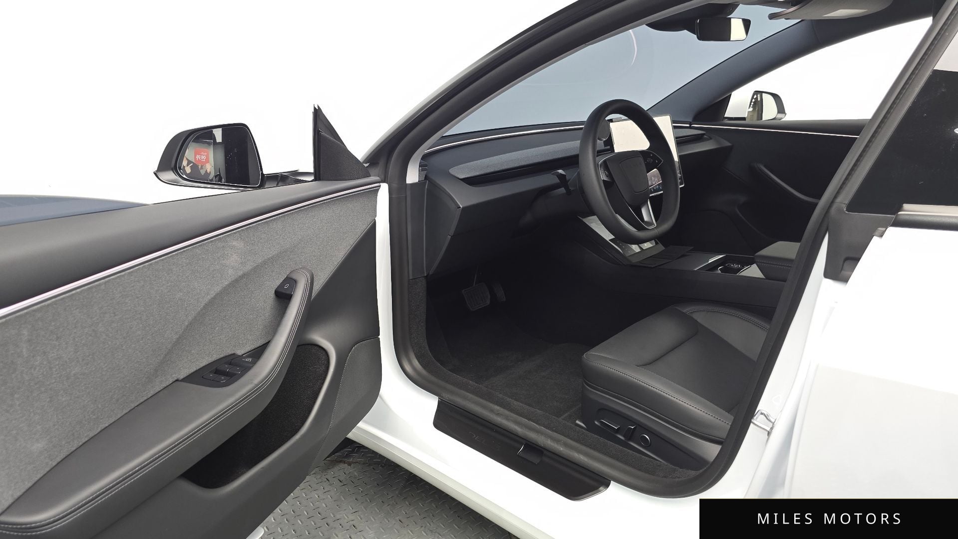 Tesla Model 3 2026 — миниатюра 12