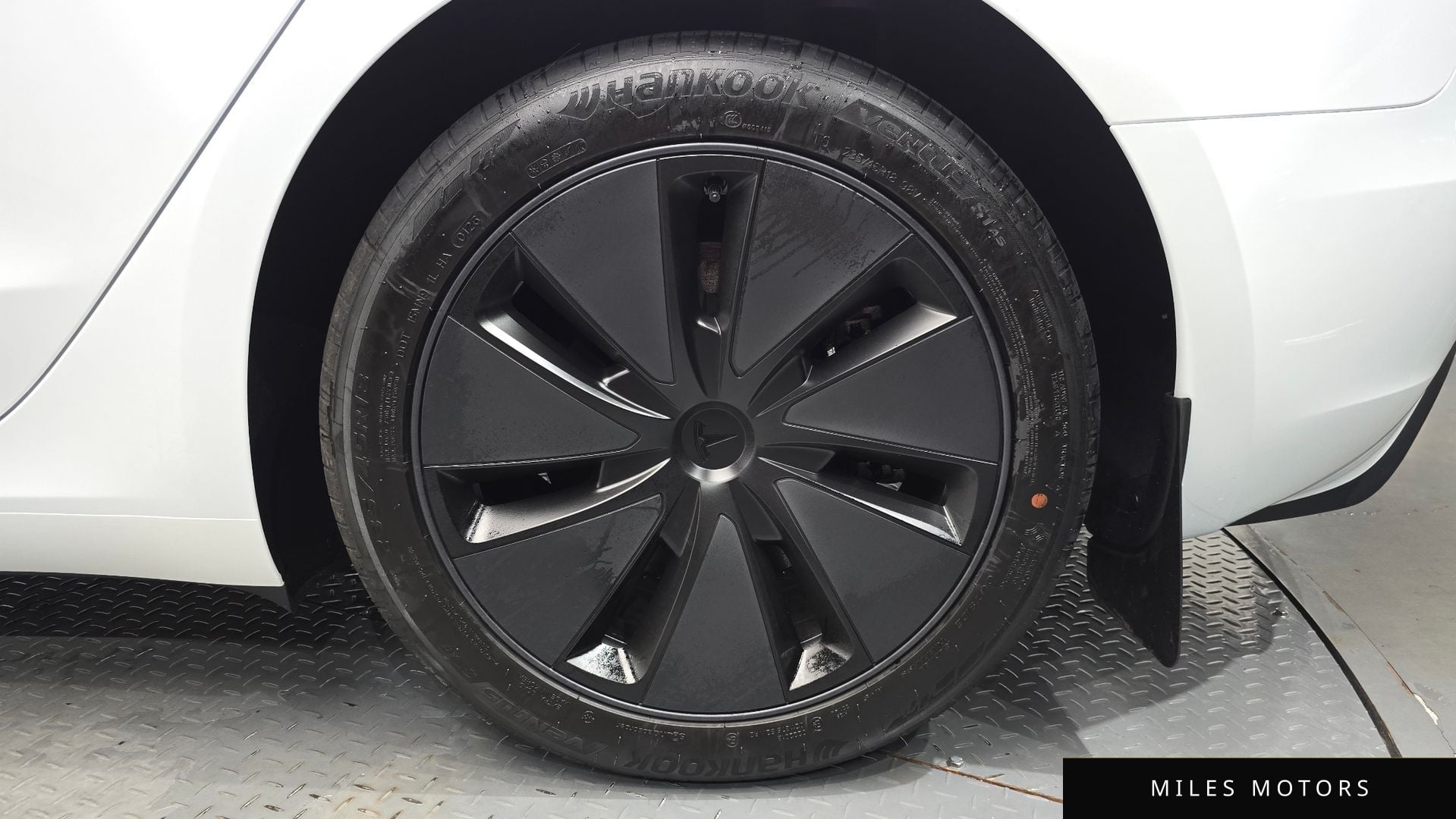 Tesla Model 3 2026 — миниатюра 6