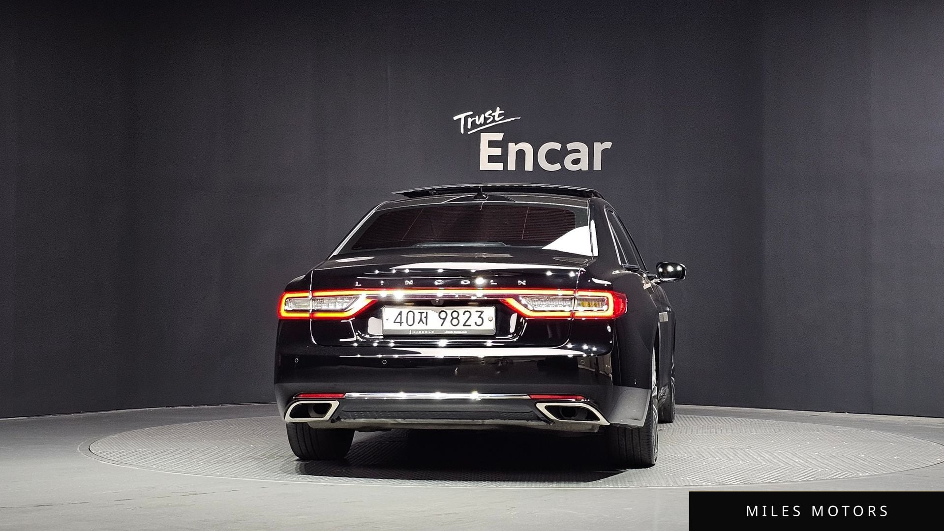 Lincoln Continental 2018 — миниатюра 4