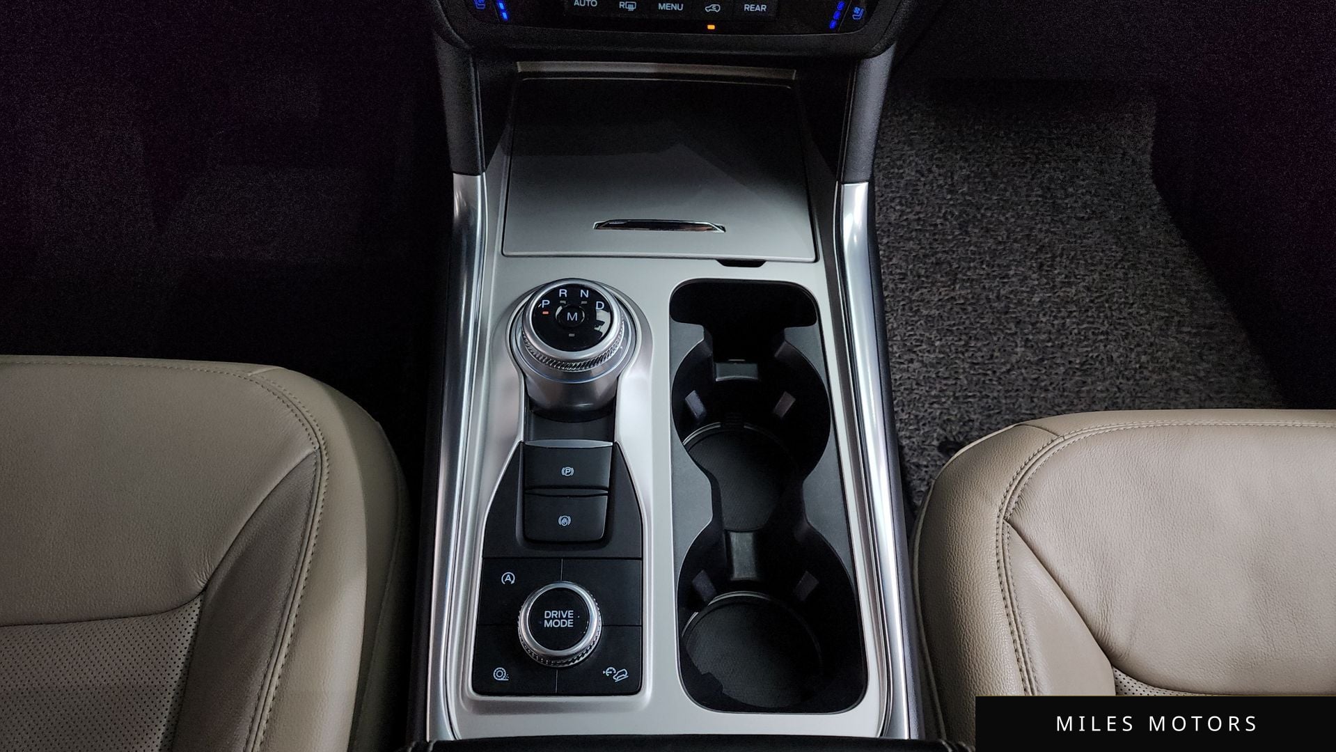 Ford Explorer 2020 — миниатюра 11