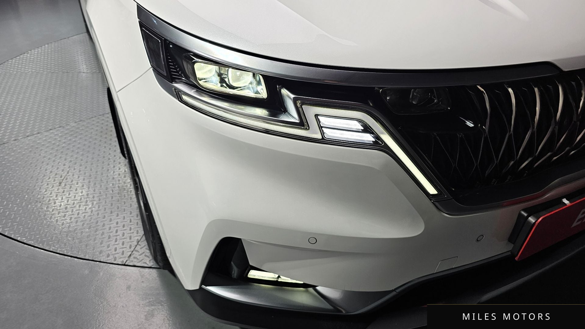 Kia Carnival 2021 — миниатюра 8