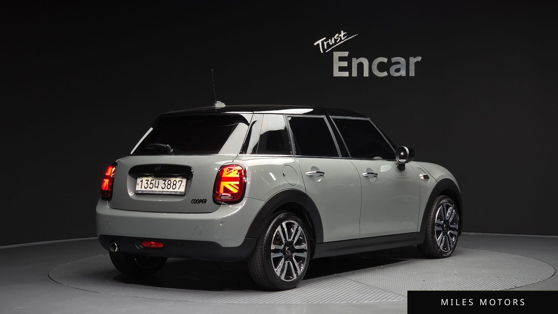 MINI Cooper 2021 — миниатюра 2