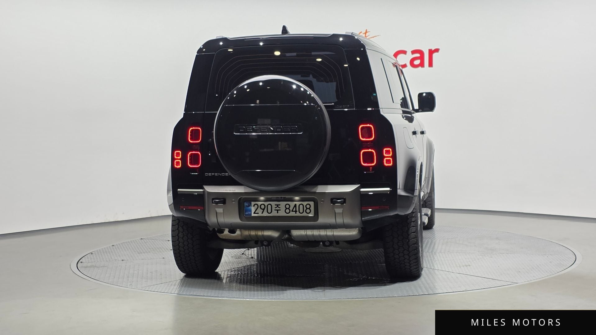 Land Rover Defender 2025 — миниатюра 4