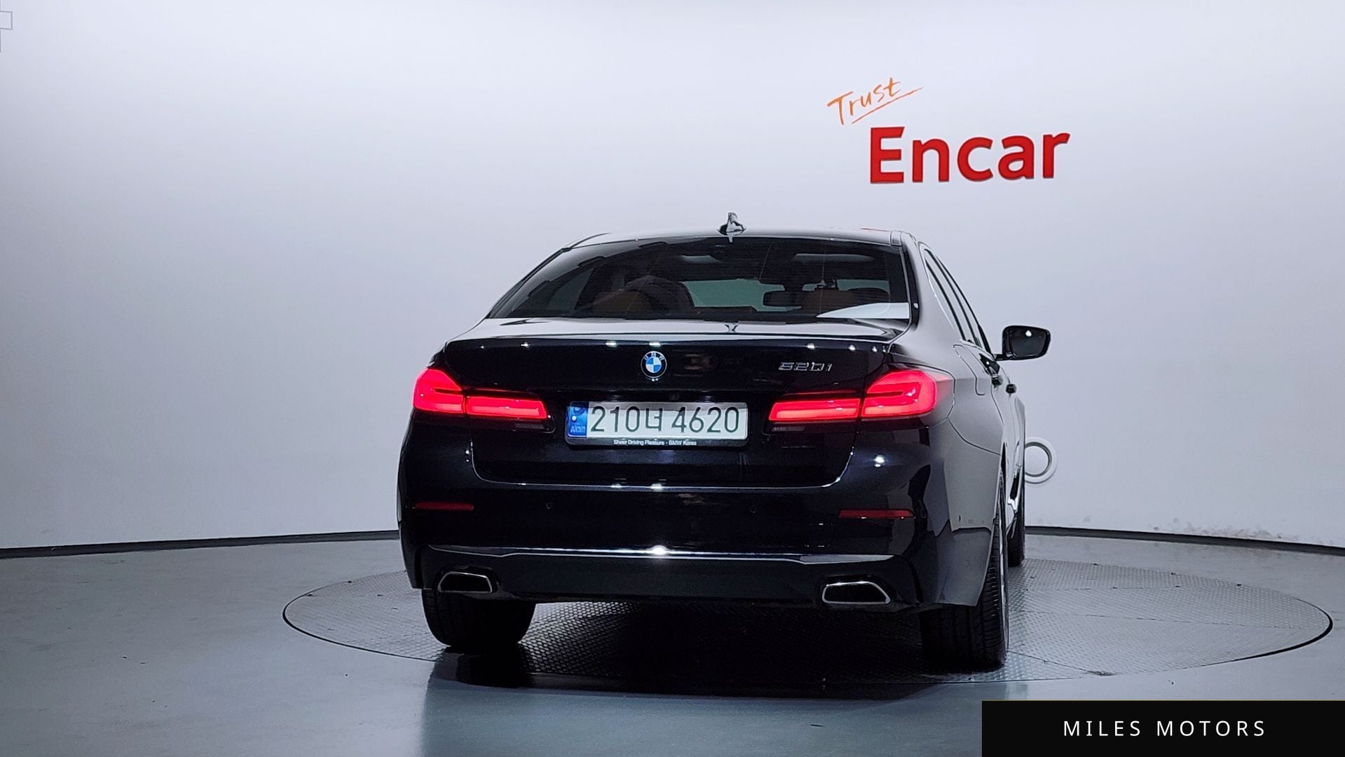 BMW 5 Series (G30) 2021 — миниатюра 4