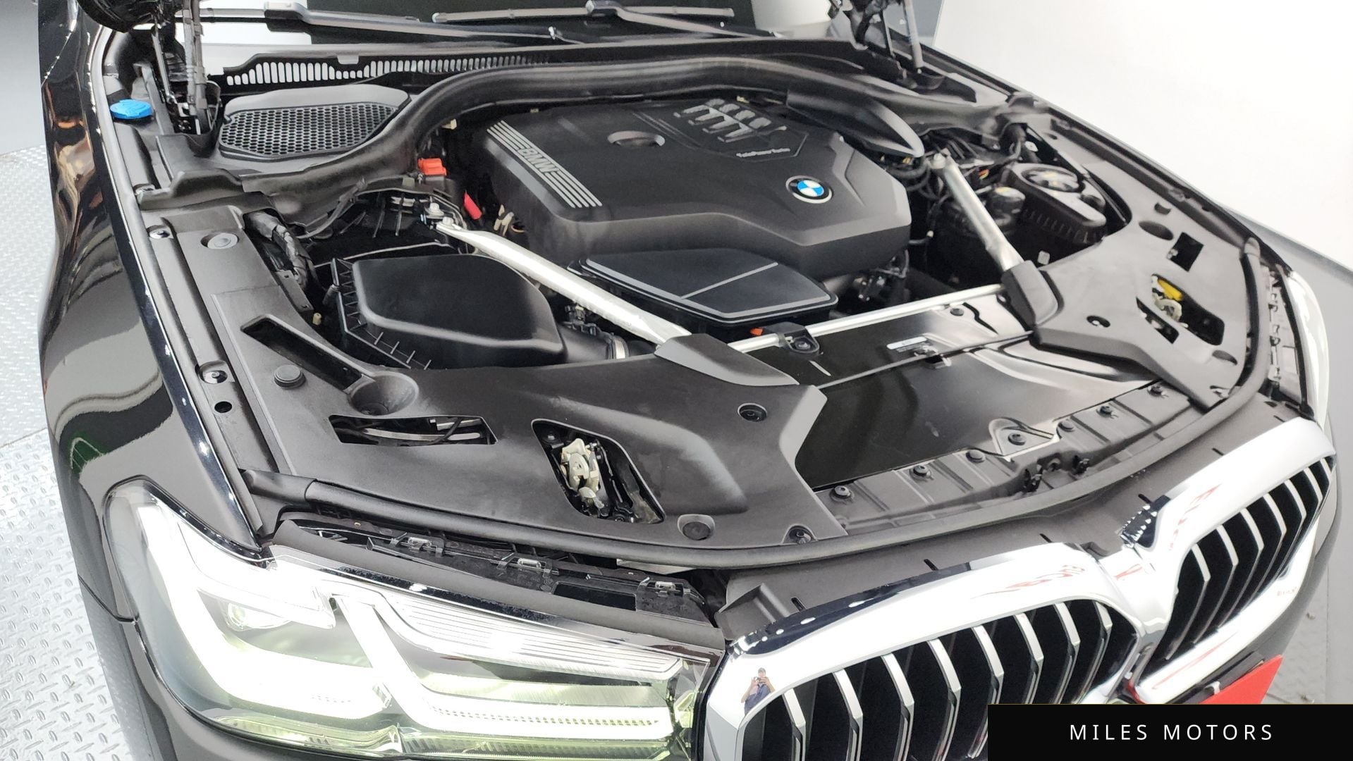 BMW 5 Series (G30) 2021 — миниатюра 6