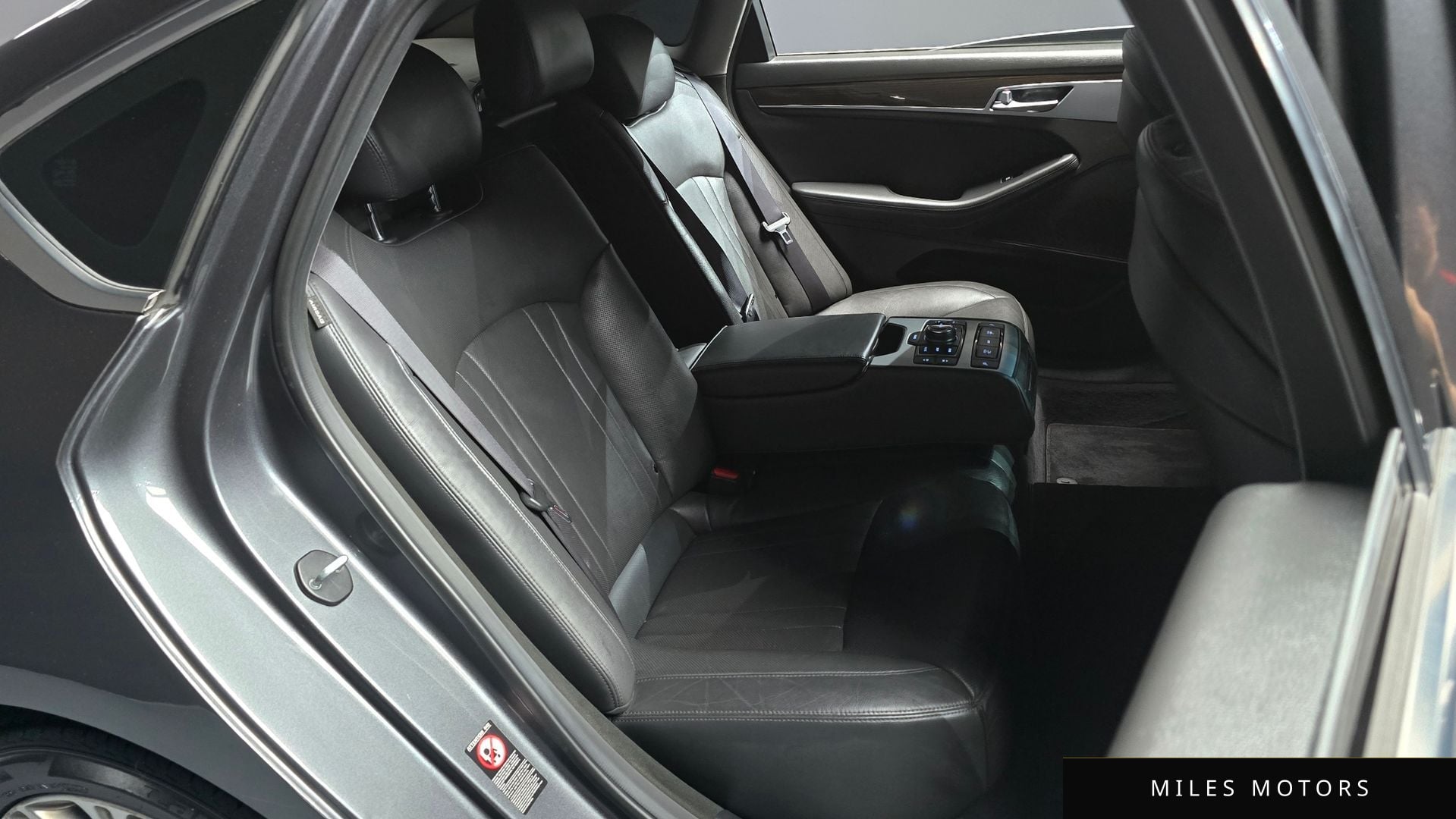 Genesis G80 2017 — миниатюра 11