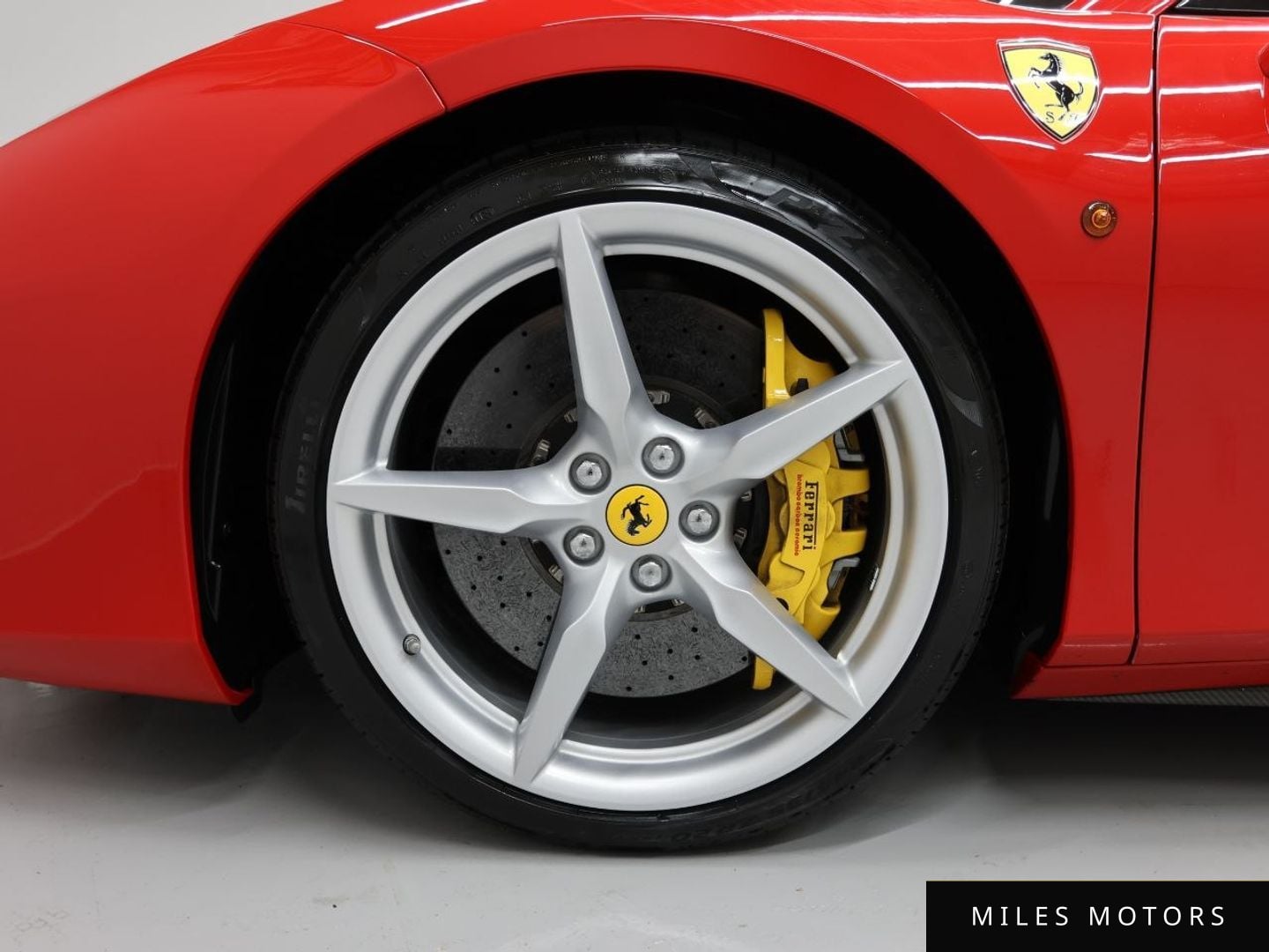Ferrari 488 2017 — миниатюра 5