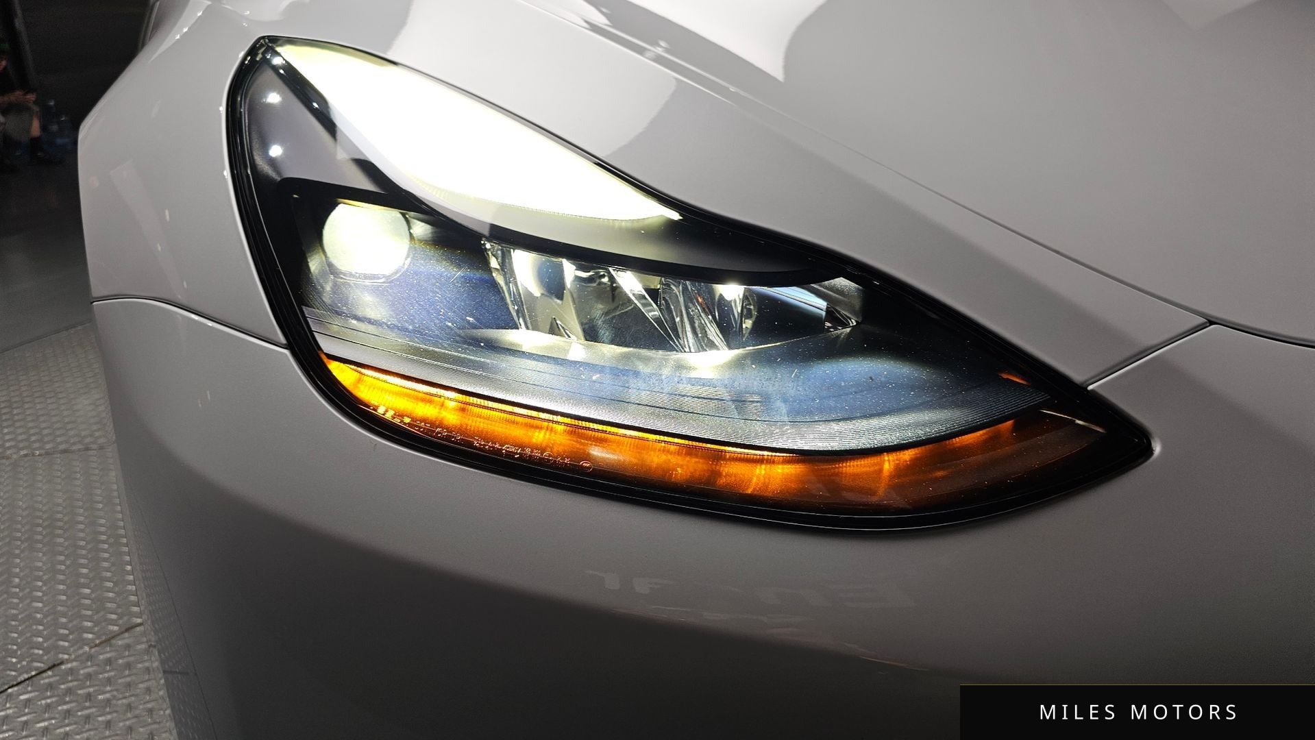 Tesla Model Y 2024 — миниатюра 7