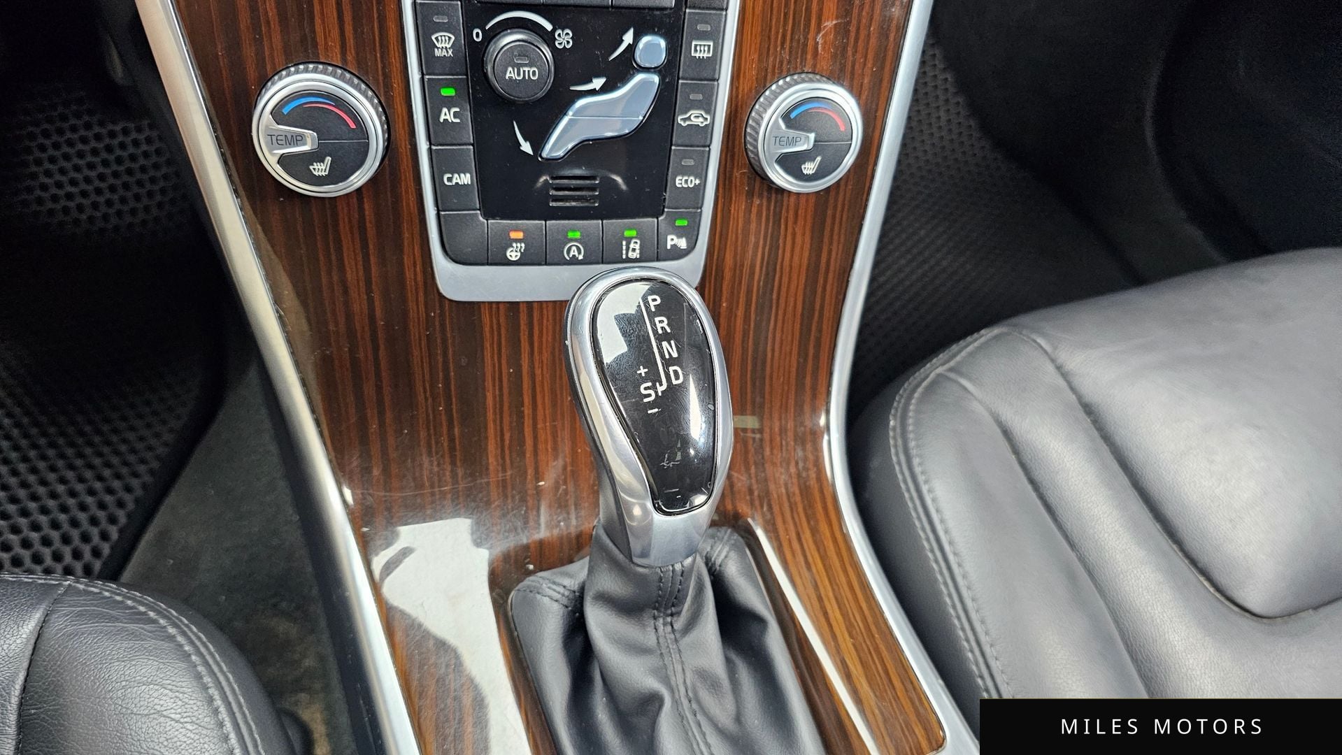 Volvo XC60 2016 — миниатюра 9