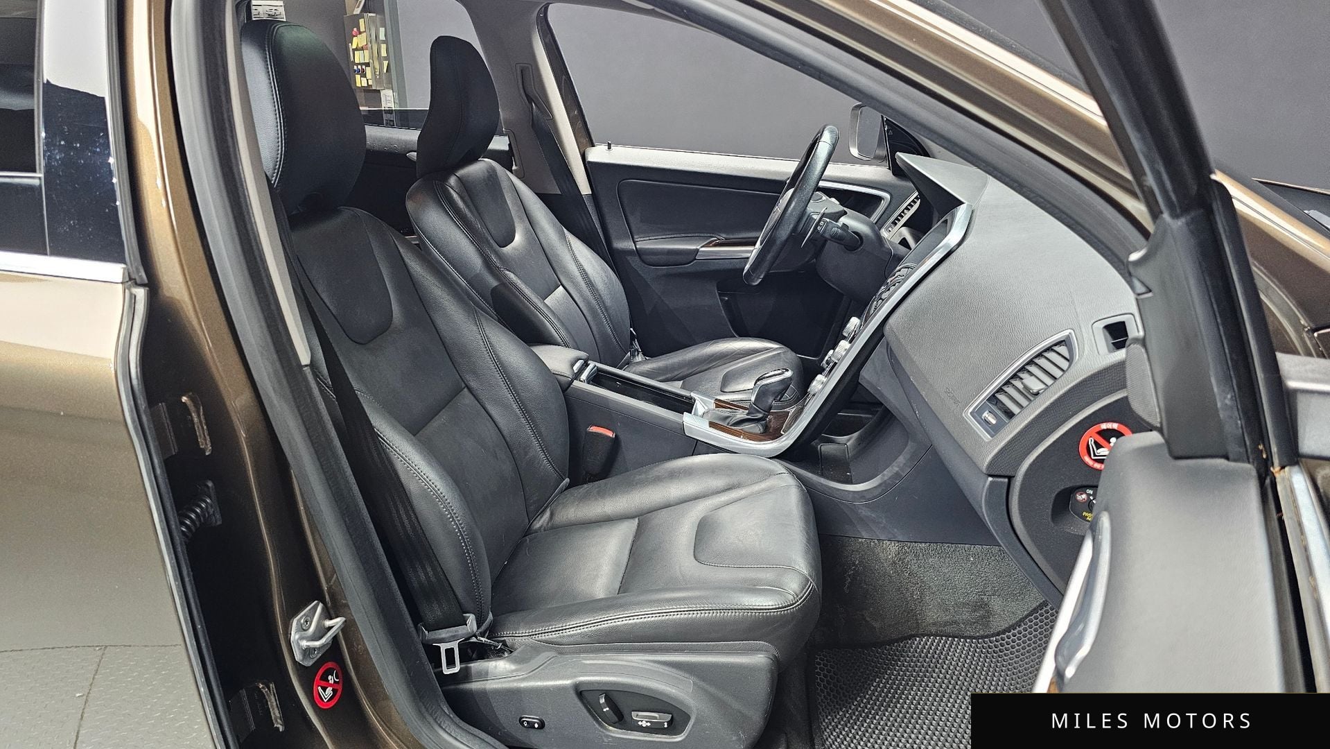 Volvo XC60 2016 — миниатюра 11