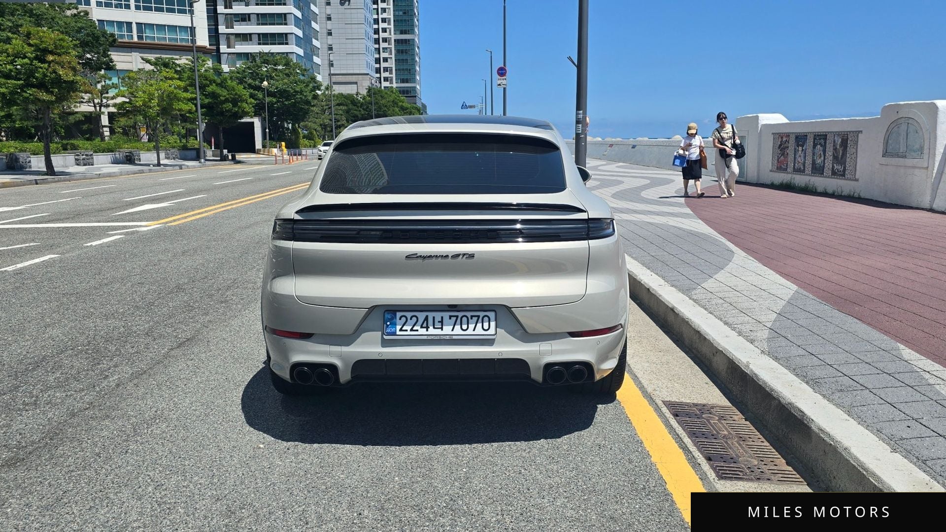 Porsche Cayenne 2025 — миниатюра 4